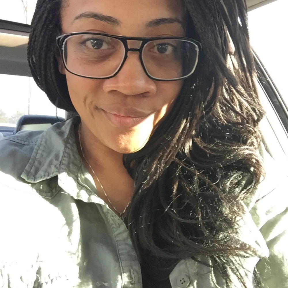 Meet your Posher, Danielle